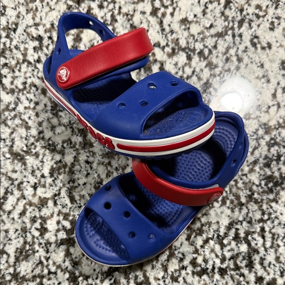 CROCS Kids Blue and Red Sandals - Picture 3 of 6